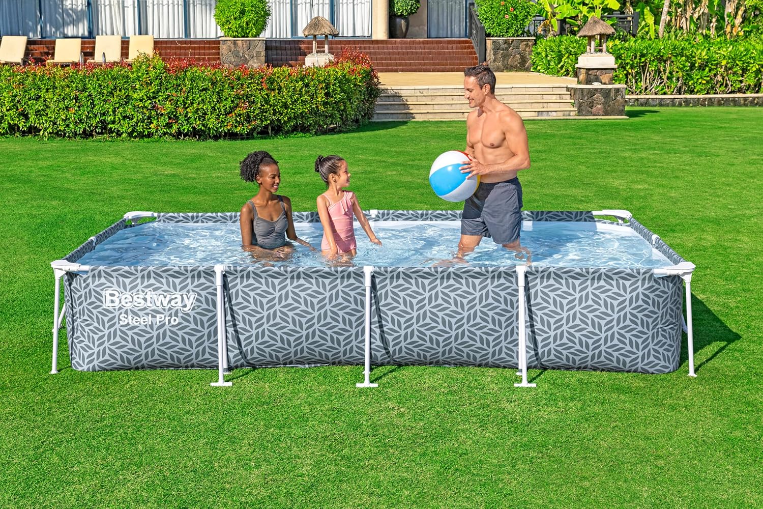 BESTWAY Piscina tiene una capacidad de 4.000 litros y la parte exterior del revestimiento tiene un diseño geométrico de hojas que destacará en tu jardín Desmontable Steel Pro 366x201x66 cm Gris